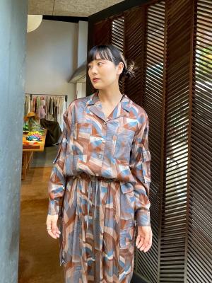 FUMIE TANAKAのアイテムを着用した芸能人の私服、衣装: 1ページ目 - Woomy